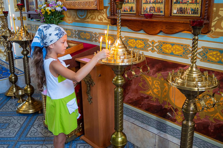 Молебен перед иконой Божией Матери Почаевская (ФОТО) | Фото 4