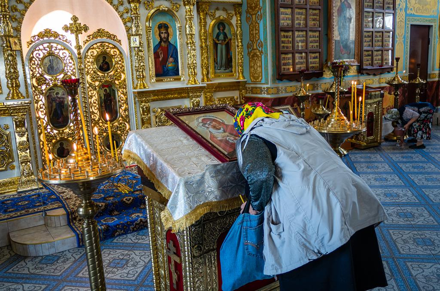 Молебен перед иконой Божией Матери Почаевская (ФОТО) | Фото 3