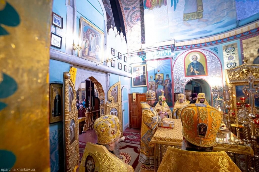 Святкове богослужіння у Трьохсвятительському храмі міста Харкова | Фото 10