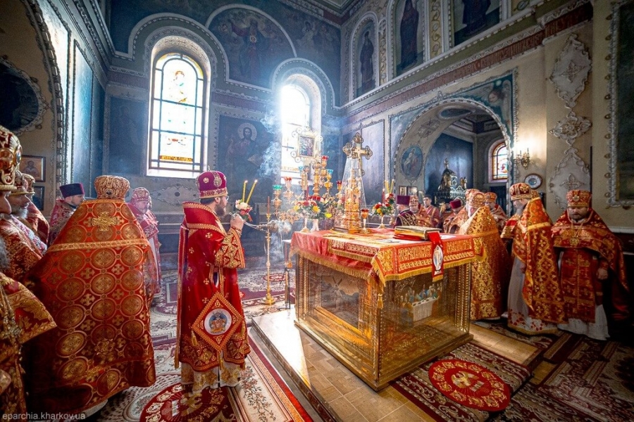 Божественна Літургія у Покровському монастирі у понеділок Світлої седмиці (ФОТО) | Фото 5